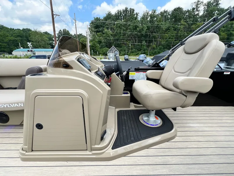 Slide: The Image of Sylvan Mirage 8520 Cruise 2026 - 41