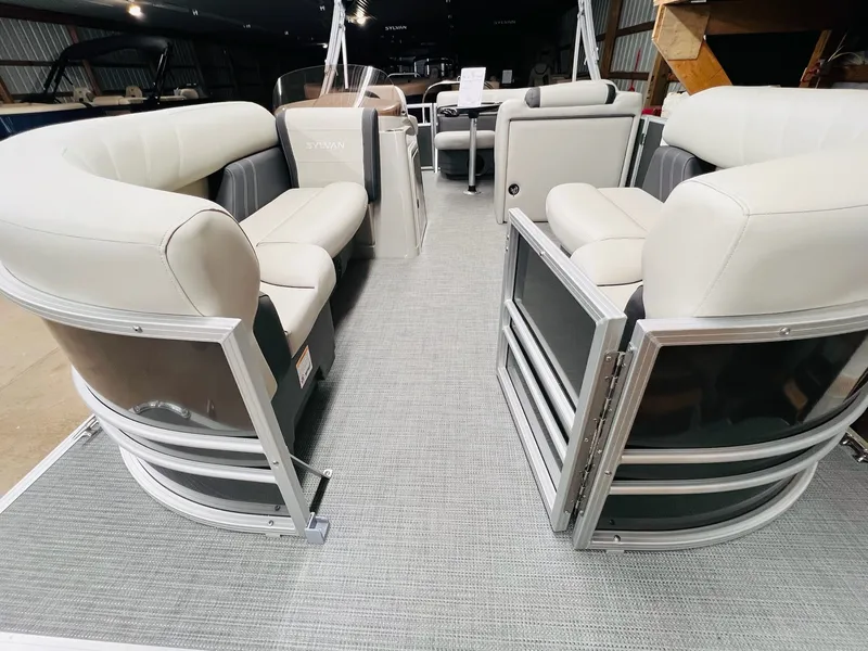 Slide: The Image of Sylvan Mirage 820 CRB 2026 - 15