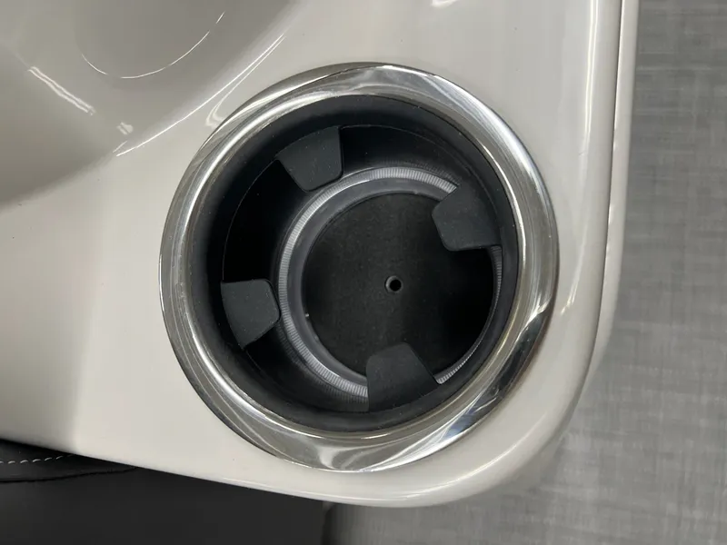 Slide: The Image of Sylvan Mirage 820 CRB 2026 - 24