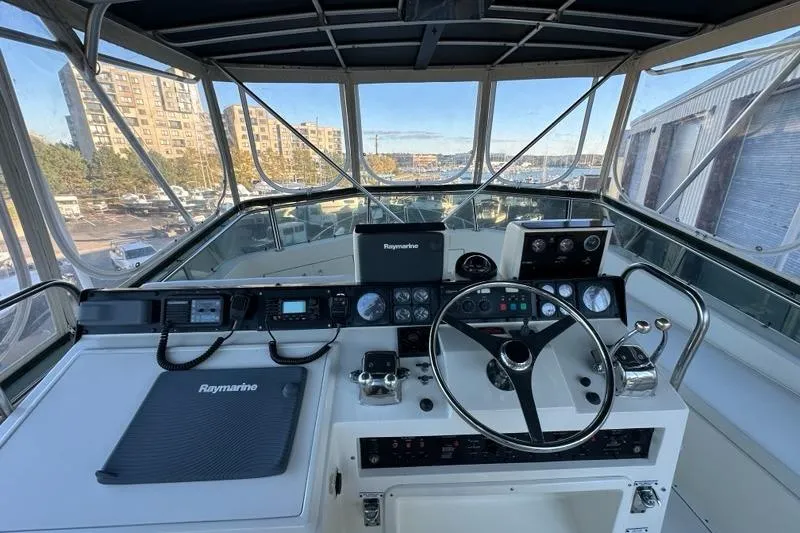 Slide: The Image of Control panel on 1988 Hatteras 48 Convertible yacht, featuring temperature settings. - 26