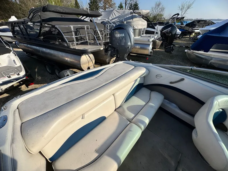 Slide: The Image of Crownline Boats 192 2003 - 11