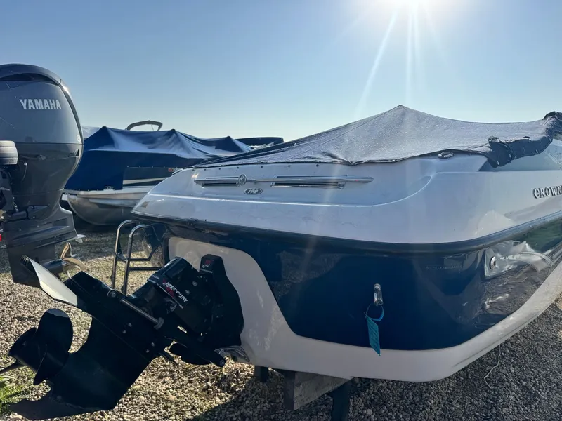 Slide: The Image of Crownline Boats 192 2003 - 3