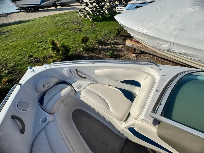 Slide: The Image of Crownline Boats 192 2003 - 6