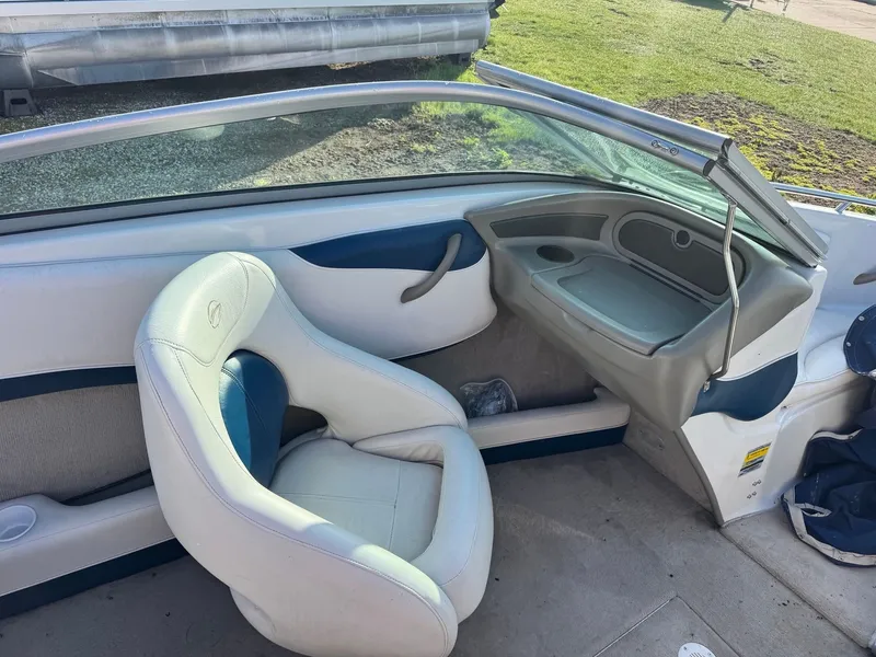 Slide: The Image of Crownline Boats 192 2003 - 9