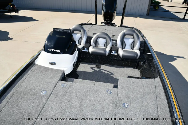 Slide: The Image of Nitro Z-8 w/250HP Mercury Pro-XS 2015 - 16