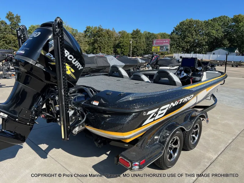 Slide: The Image of Nitro Z-8 w/250HP Mercury Pro-XS 2015 - 21