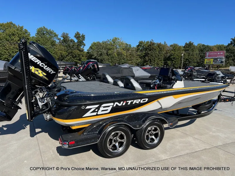 Slide: The Image of Nitro Z-8 w/250HP Mercury Pro-XS 2015 - 22