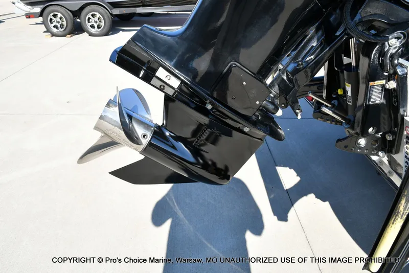 Slide: The Image of Nitro Z-8 w/250HP Mercury Pro-XS 2015 - 25