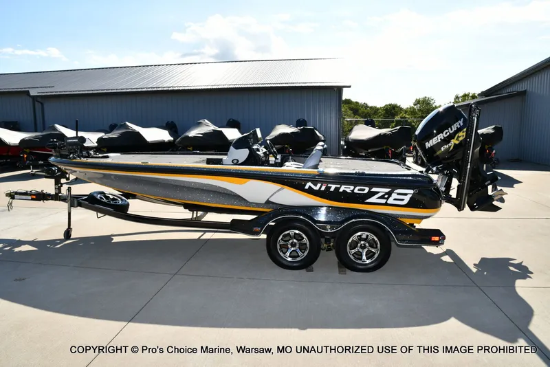 Slide: The Image of Nitro Z-8 w/250HP Mercury Pro-XS 2015 - 31