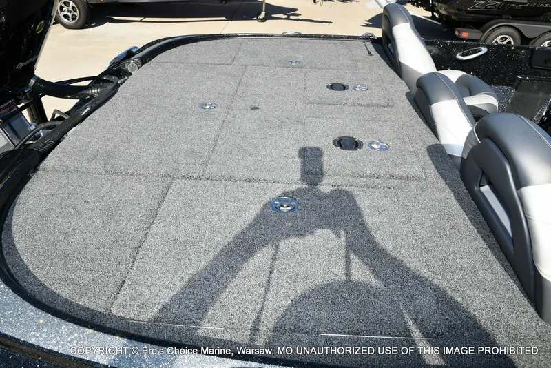 Slide: The Image of Nitro Z-8 w/250HP Mercury Pro-XS 2015 - 43