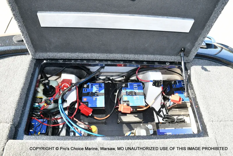 Slide: The Image of Nitro Z-8 w/250HP Mercury Pro-XS 2015 - 72