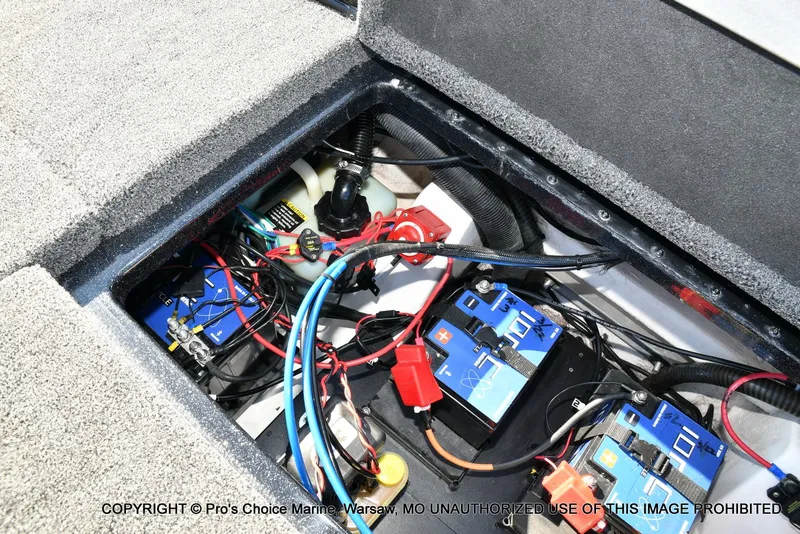 Slide: The Image of Nitro Z-8 w/250HP Mercury Pro-XS 2015 - 73