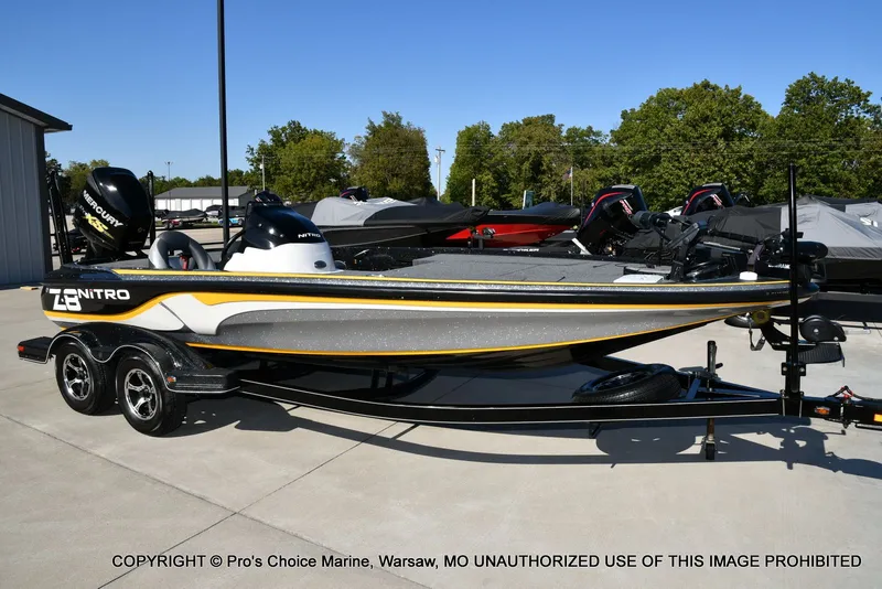 Slide: The Image of Nitro Z-8 w/250HP Mercury Pro-XS 2015 - 85