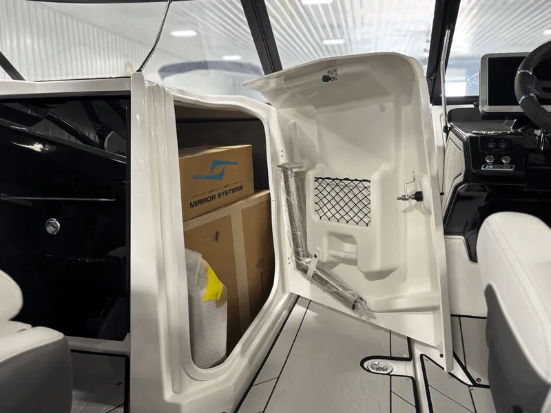 Slide: The Image of Yamaha 252XE 2025 - 10