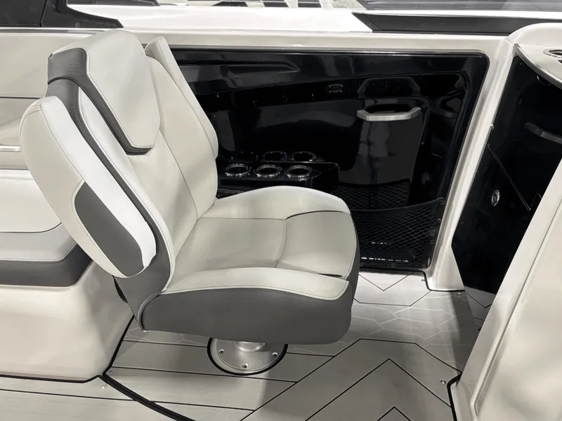 Slide: The Image of Yamaha 252XE 2025 - 12