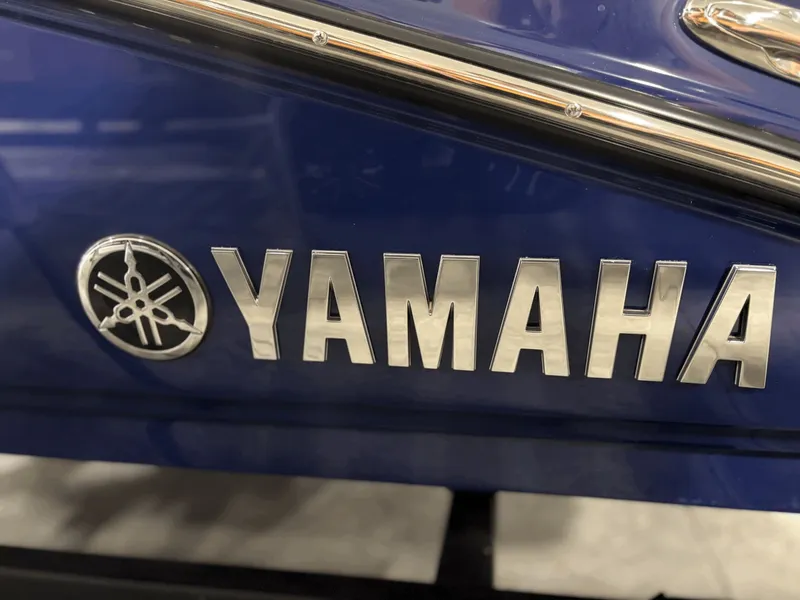 Slide: The Image of Yamaha 195S 2026 - 24