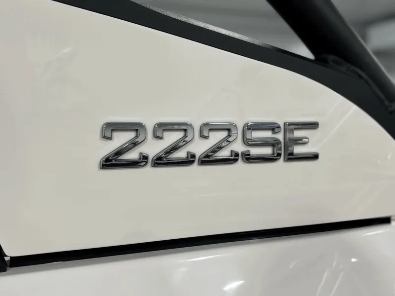 Slide: The Image of Yamaha 222SE 2026 - 26