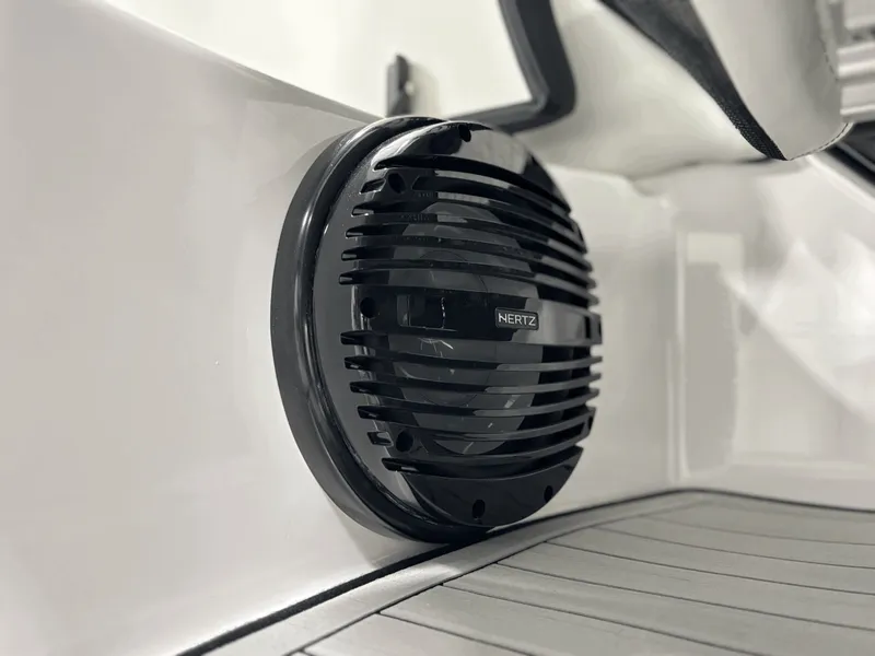 Slide: The Image of Yamaha 252SD 2026 - 19