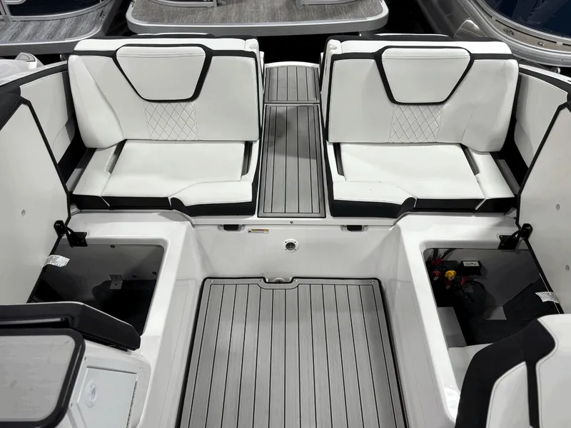 Slide: The Image of Yamaha 252SD 2026 - 20