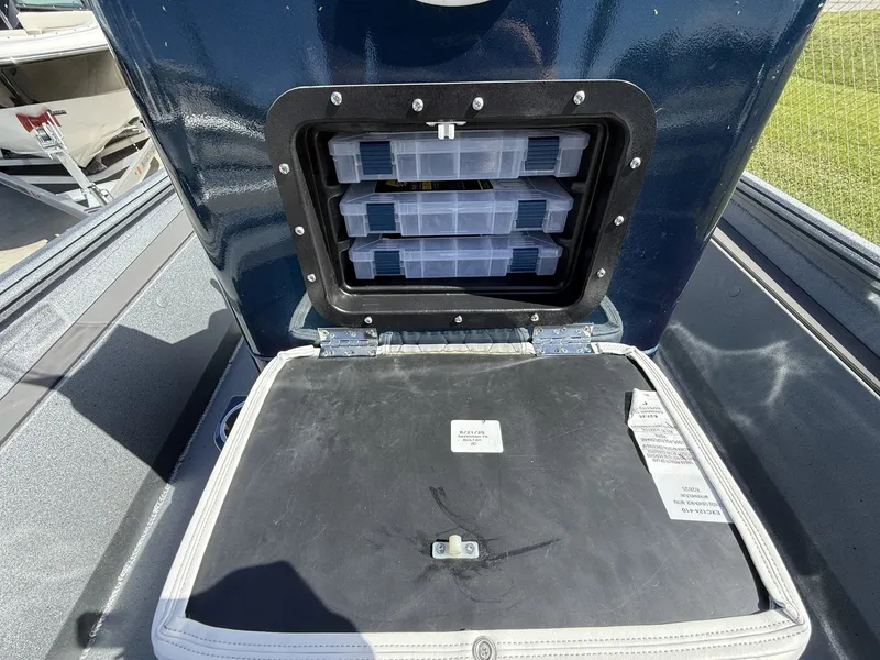 Slide: The Image of Excel 220 Bay Pro Elite 2026 - 8