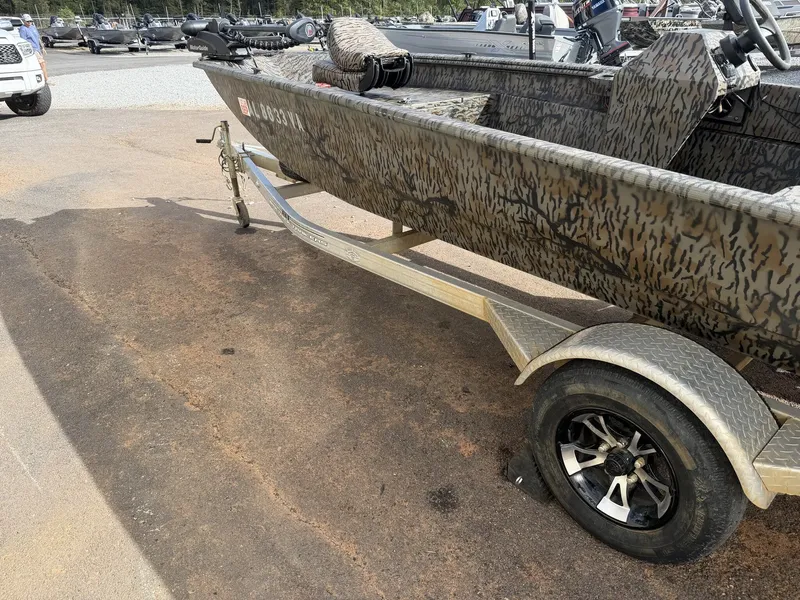 Slide: The Image of Xpress DBX Series 2018 - 16