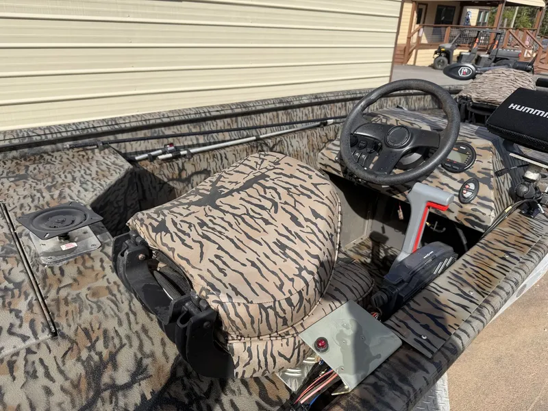 Slide: The Image of Xpress DBX Series 2018 - 6