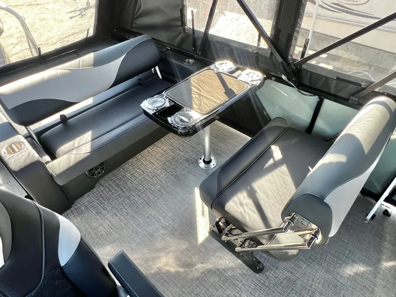 Slide: The Image of Avalon LSZ 25' Entertainer Triple-Toon - INCOMING! 2026 - 21