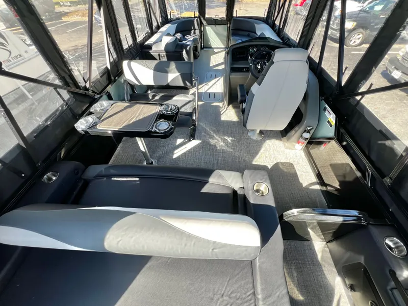 Slide: The Image of Avalon LSZ 25' Entertainer Triple-Toon - INCOMING! 2026 - 25