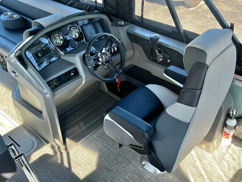 Slide: The Image of Avalon LSZ 25' Entertainer Triple-Toon - INCOMING! 2026 - 27