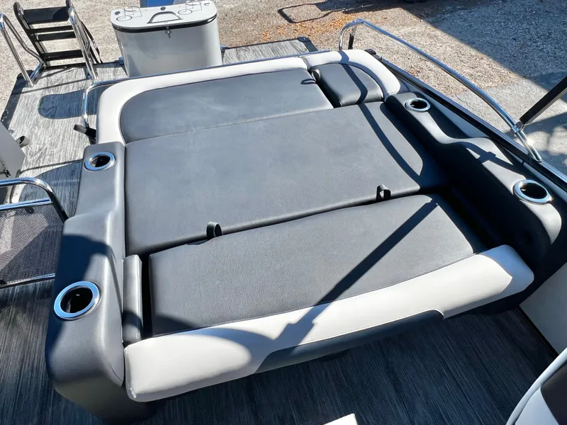 Slide: The Image of Avalon Catalina 23' Versatile Rear Bench Triple-Toon - INCOMING! 2026 - 15