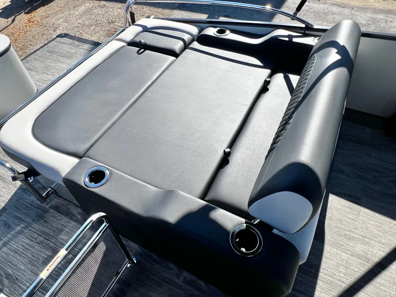 Slide: The Image of Avalon Catalina 23' Versatile Rear Bench Triple-Toon - INCOMING! 2026 - 17