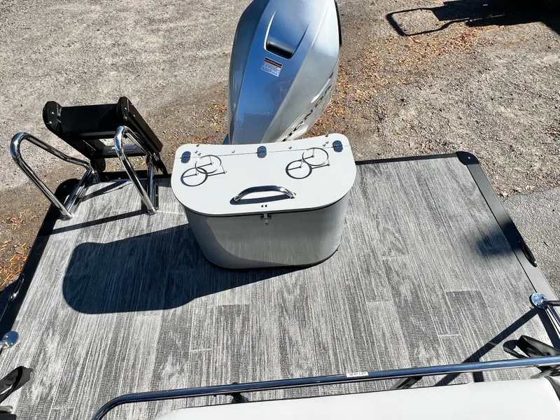 Slide: The Image of Avalon Catalina 23' Versatile Rear Bench Triple-Toon - INCOMING! 2026 - 18