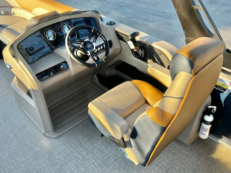 Slide: The Image of Avalon LSZ 23' Elite 2026 - 22