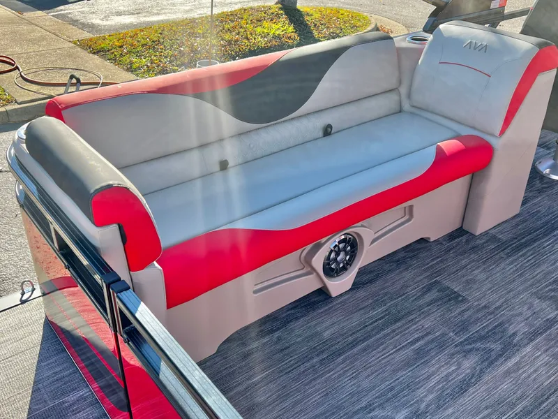 Slide: The Image of Avalon Venture 85 23' Quad Lounge Triple-Toon - INCOMING! 2026 - 20