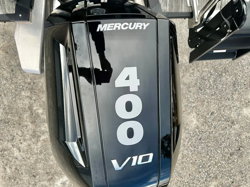 Slide: The Image of Avalon Excalibur LTD 25' Flex Lounge Triple-Toon - IN STOCK 2026 - 19