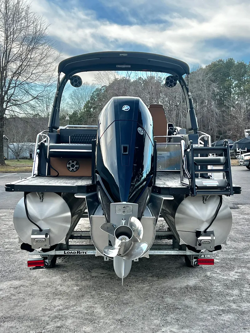 Slide: The Image of Avalon Excalibur LTD 25' Flex Lounge Triple-Toon - IN STOCK 2026 - 4