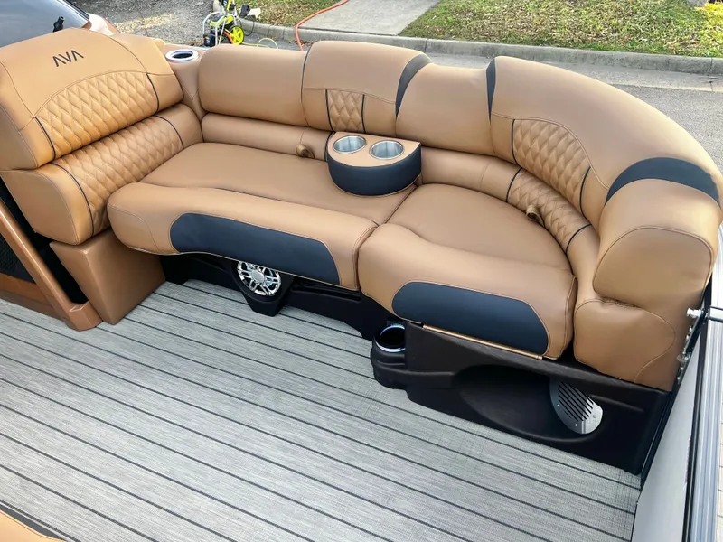 Slide: The Image of Avalon Catalina 25' Quad Lounge Windshield Triple-Toon 2026 - 10