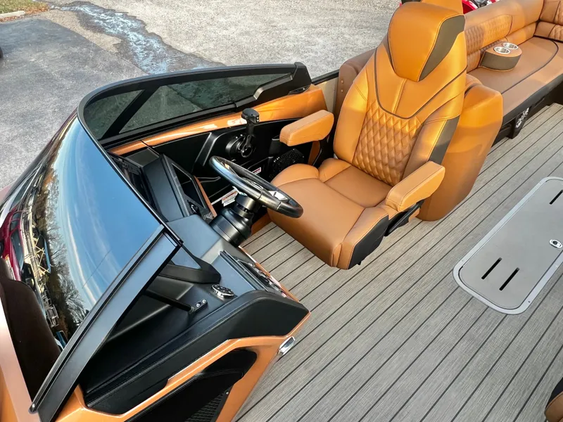 Slide: The Image of Avalon Catalina 25' Quad Lounge Windshield Triple-Toon 2026 - 12