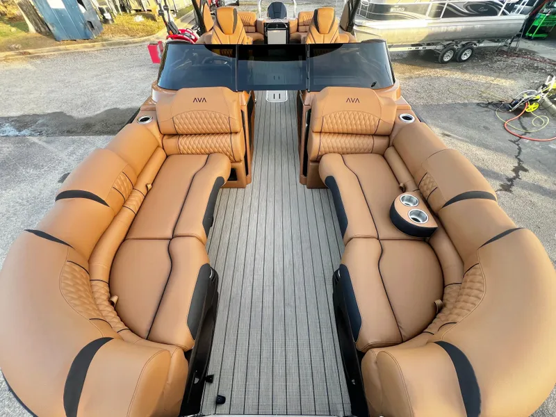 Slide: The Image of Avalon Catalina 25' Quad Lounge Windshield Triple-Toon 2026 - 8