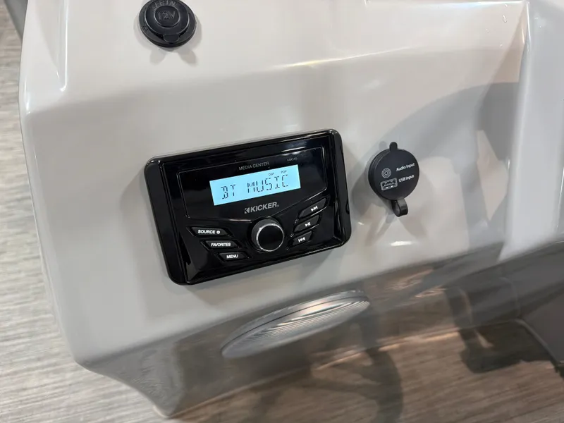 Slide: The Image of Bennington 22SVSR 2022 - 15