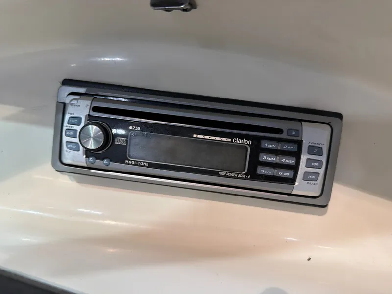 Slide: The Image of Sea Ray 195 Sport 2007 - 11