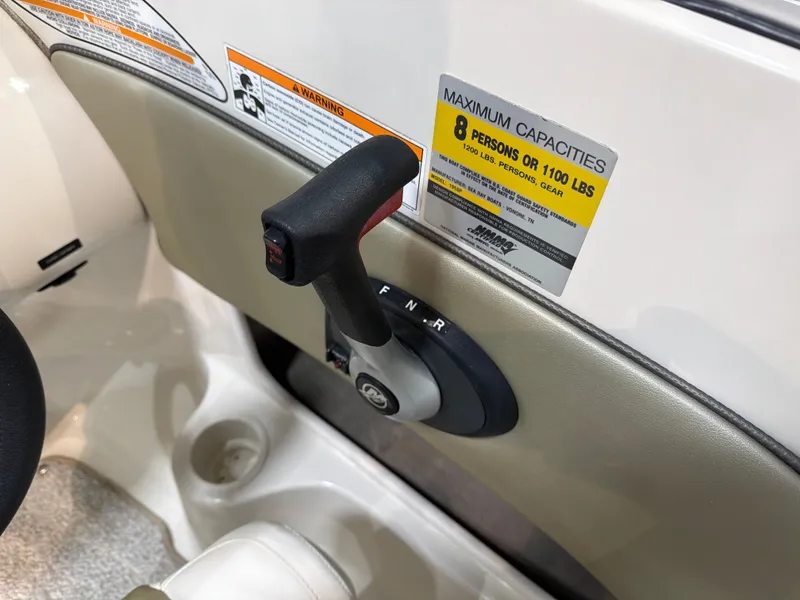 Slide: The Image of Sea Ray 195 Sport 2007 - 15