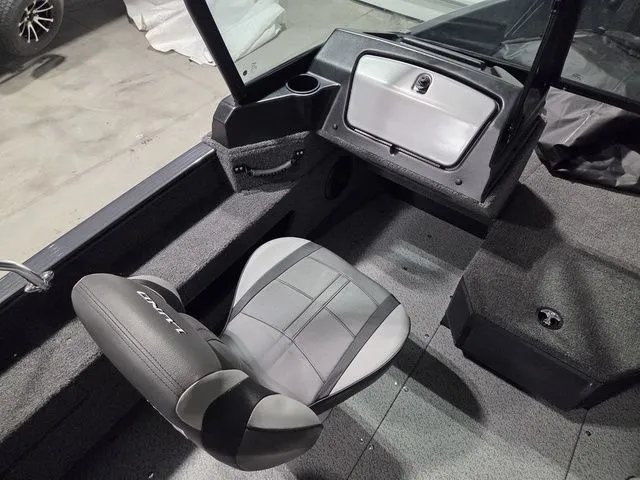 Slide: The Image of Lund 1775 Adventure Sport 2026 - 12