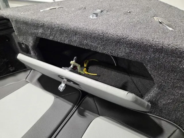 Slide: The Image of Lund 1875 Tyee Sport 2026 - 21