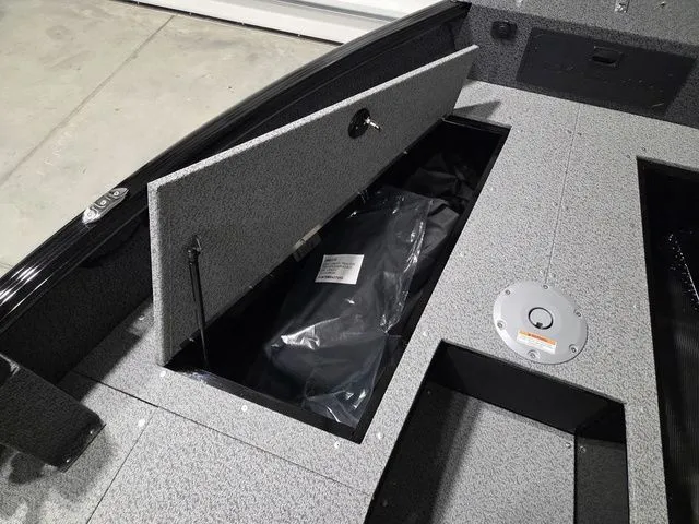 Slide: The Image of Lund 1700 Explorer SS 2026 - 14