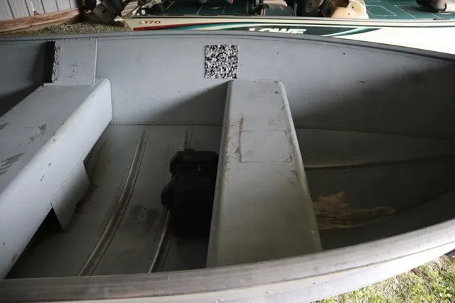 Slide: The Image of Sea Nymph 14R Utility V 1982 - 3