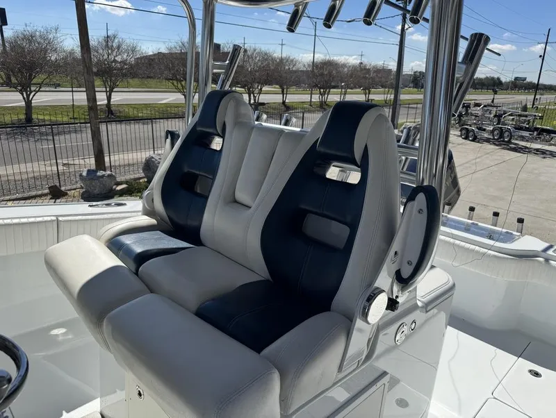 Slide: The Image of Freeman 34VH 2017 - 12