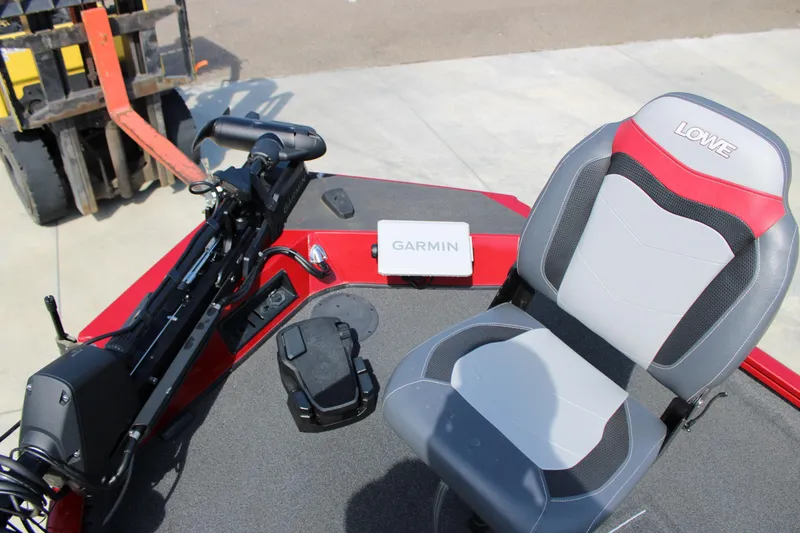 Slide: The Image of 2018 Lowe Stinger 175C boat with Garmin equipment and comfortable seating. - 8