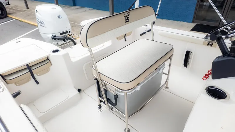 Slide: The Image of Carolina 17 LS 2023 - 8