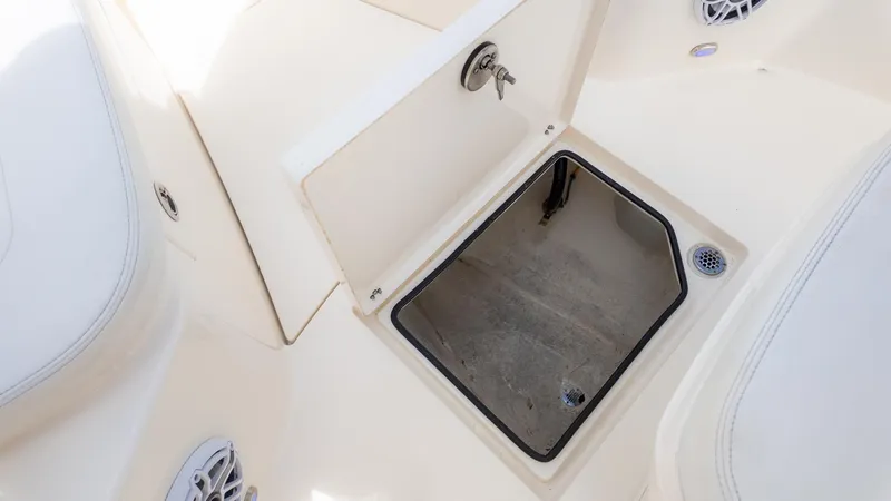 Slide: The Image of Cobia 280 Center Console 2023 - 23